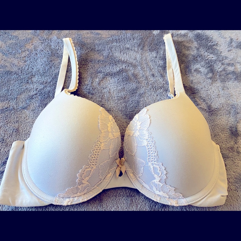 Victoria’s Secret Bra